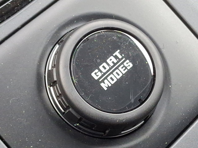 Vehicle image 16 of 23