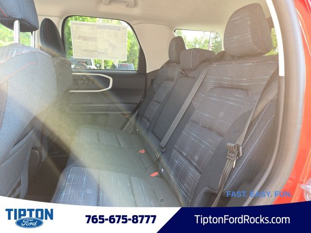 Vehicle image 14 of 39
