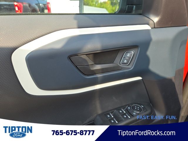 Vehicle image 20 of 39