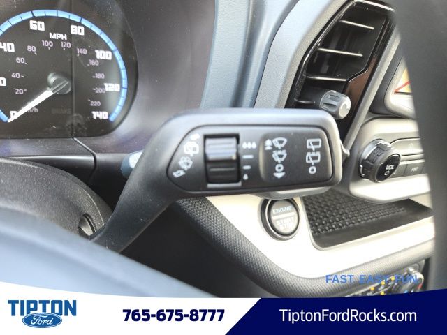 Vehicle image 27 of 39