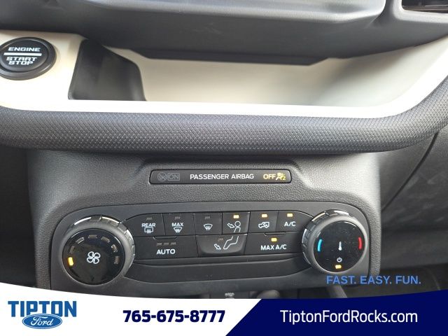 Vehicle image 18 of 39