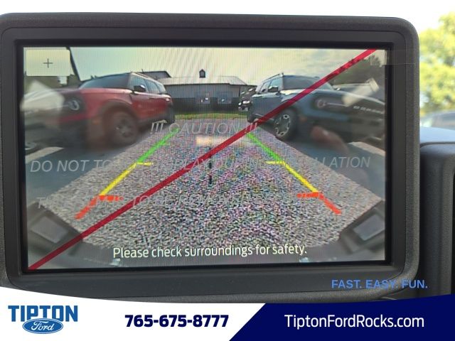 Vehicle image 16 of 39