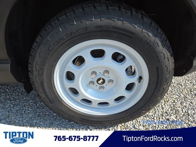 Vehicle image 10 of 39