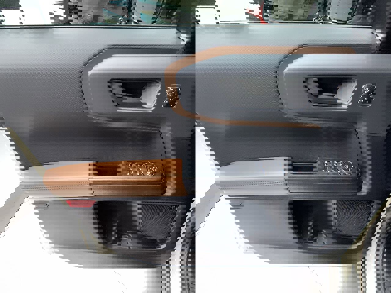 2024 Ford Bronco Sport Outer Banks Image 17 of 39