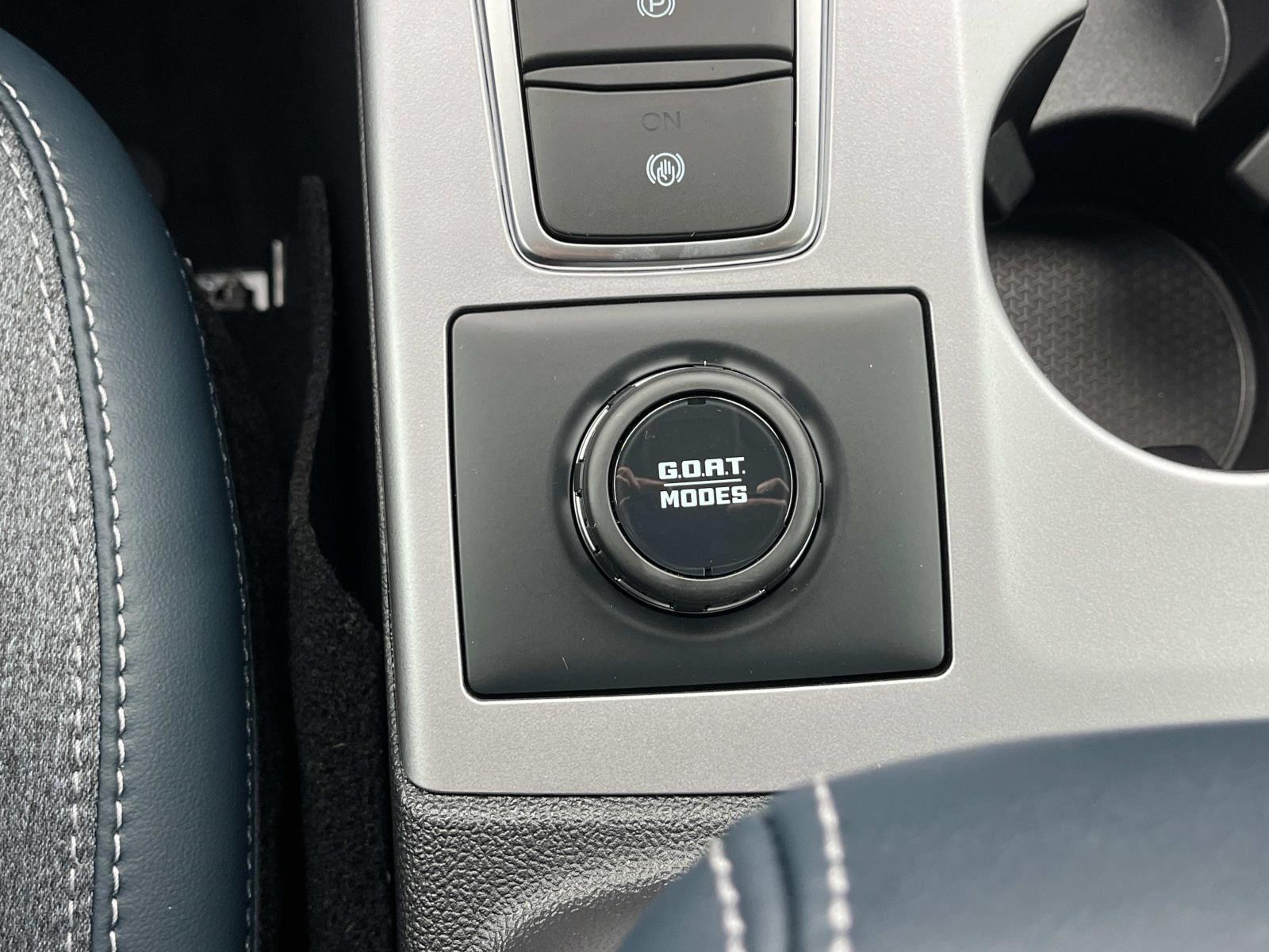 Vehicle image 29 of 31