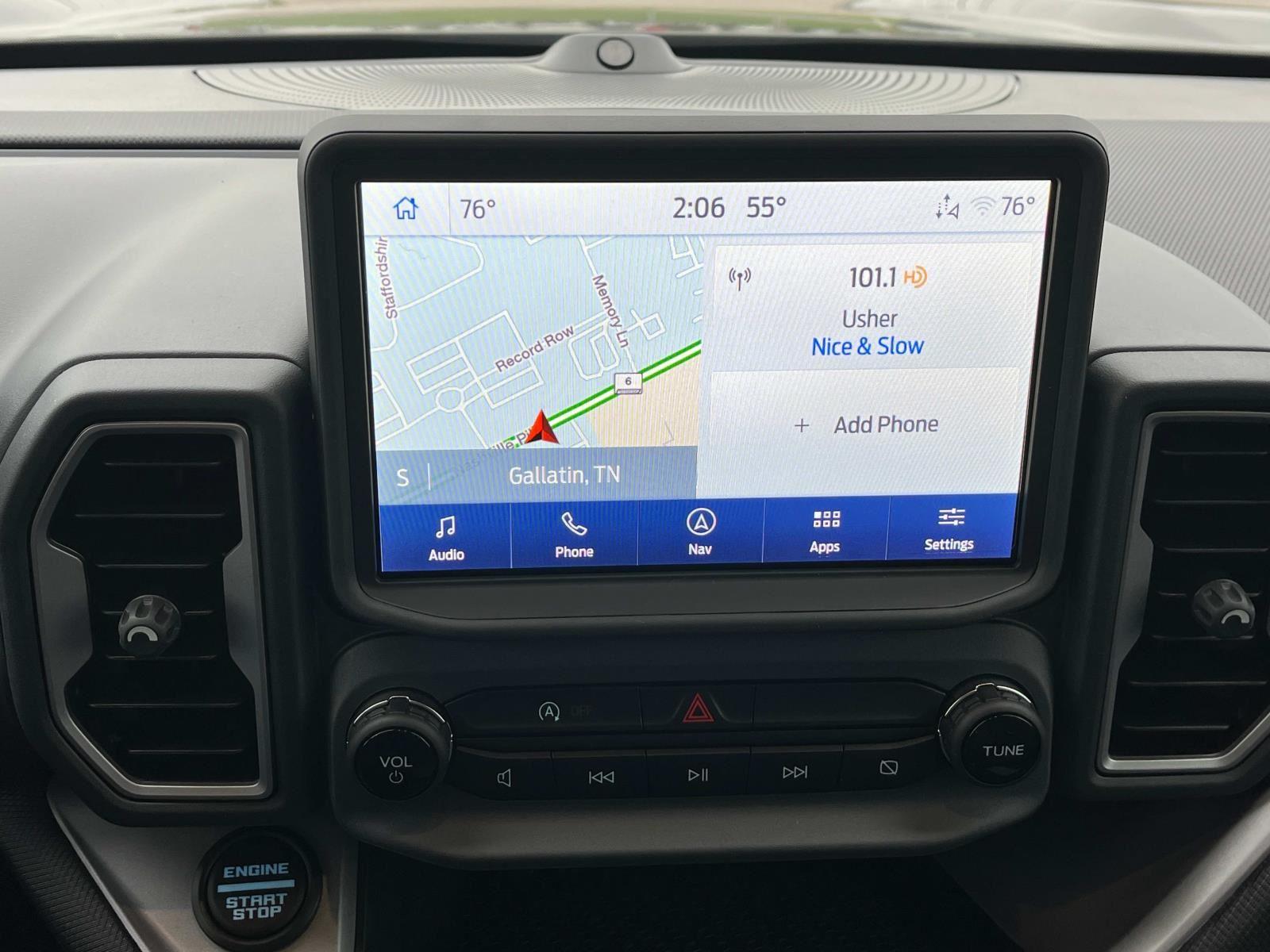Vehicle image 21 of 31