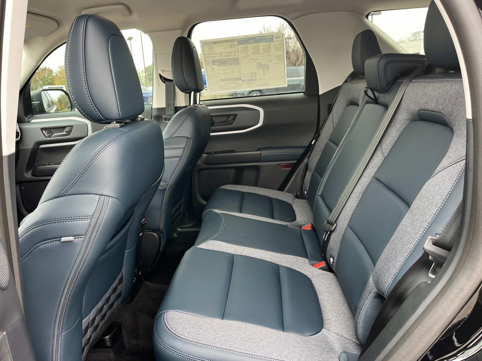 Vehicle image 12 of 31