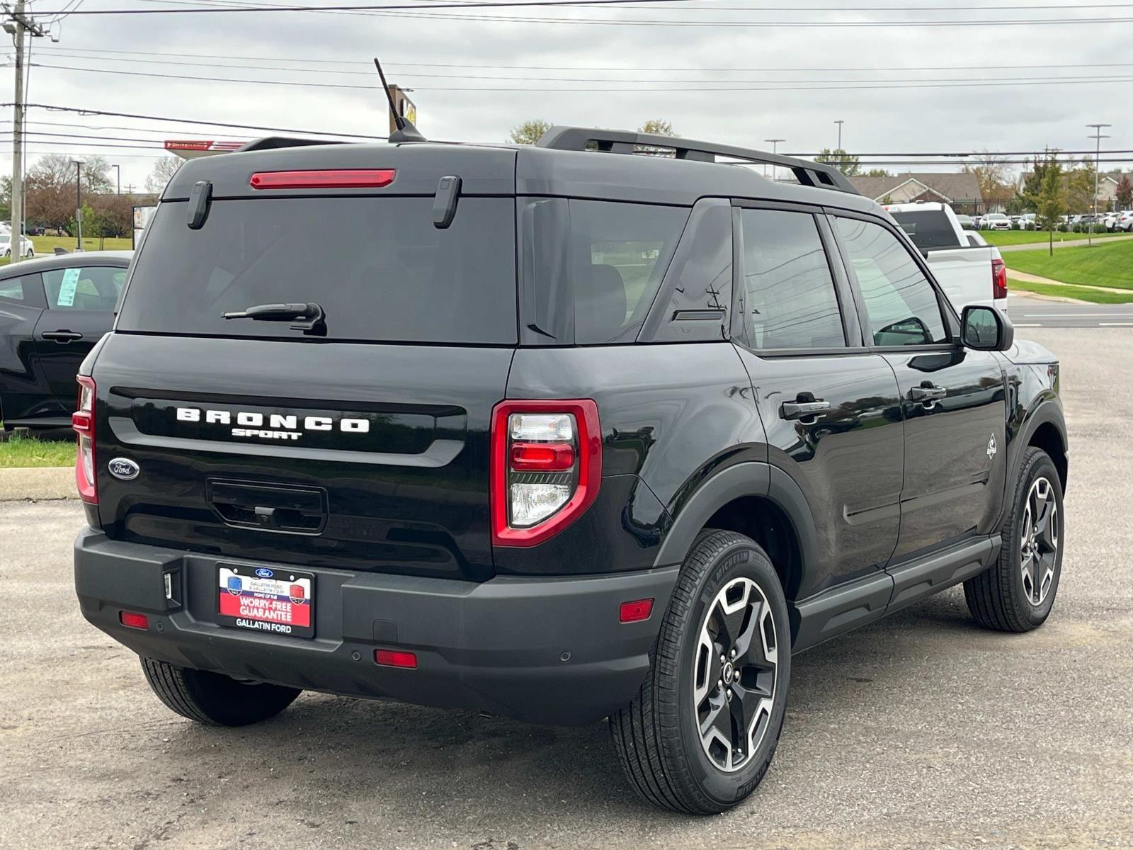 Vehicle image 5 of 31