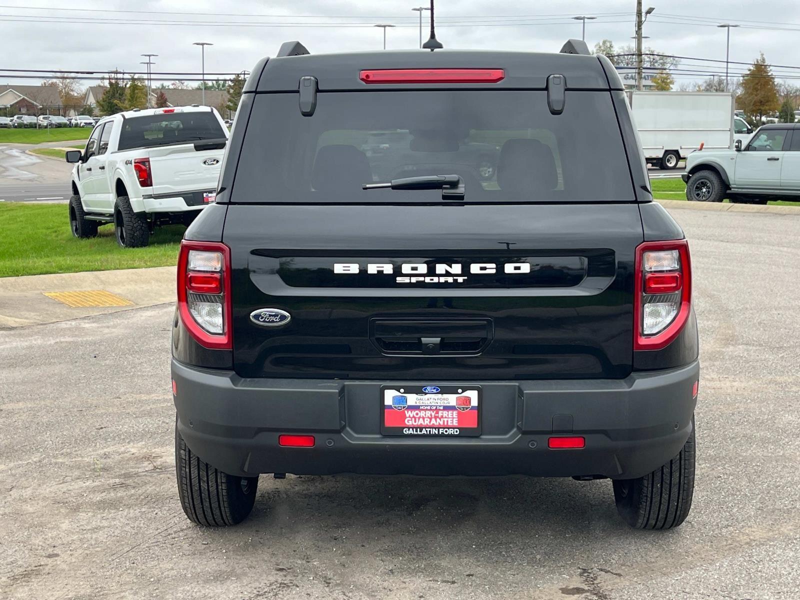 Vehicle image 6 of 31