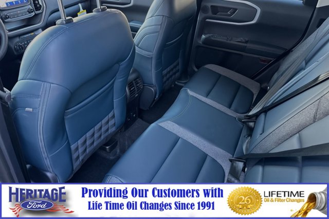 Vehicle image 9 of 24