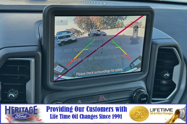 Vehicle image 17 of 24