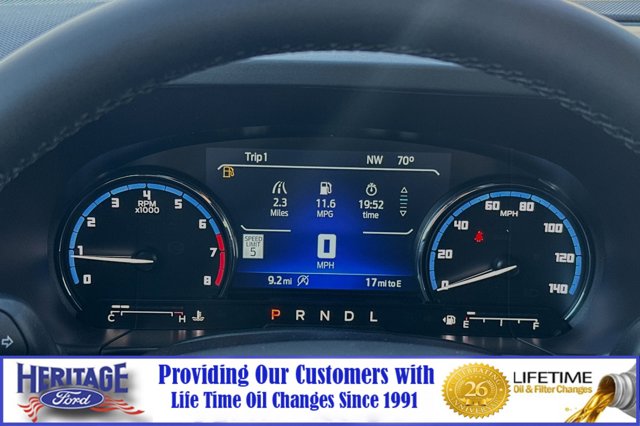 Vehicle image 22 of 24