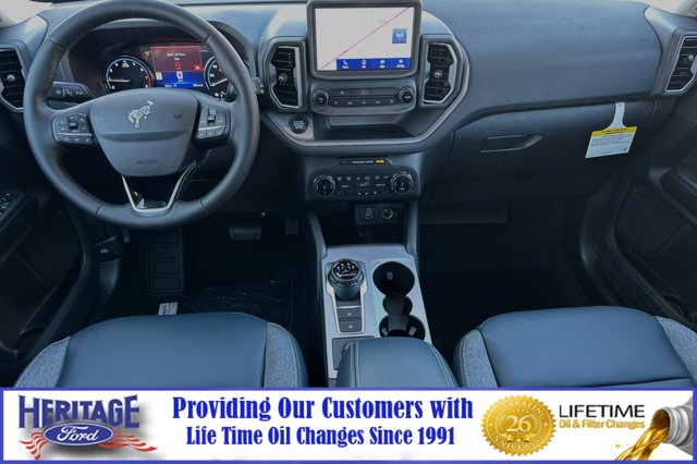Vehicle image 10 of 24