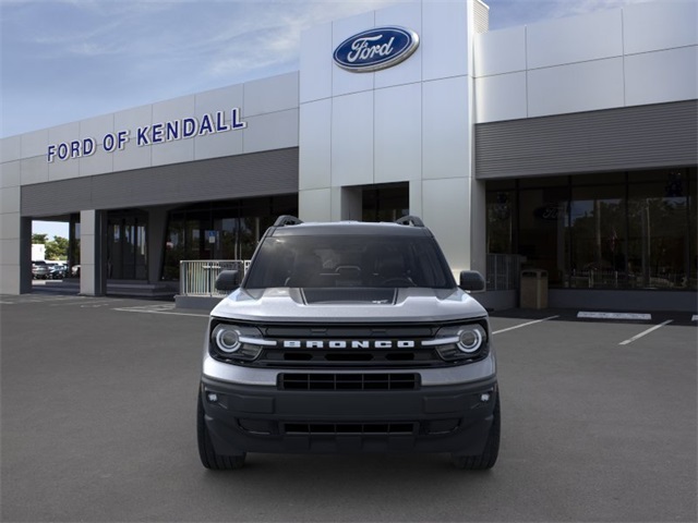Vehicle image 6 of 23