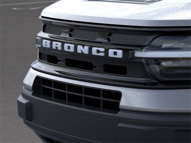 Vehicle image 17 of 23