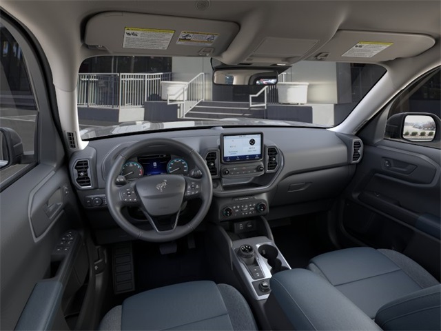Vehicle image 9 of 23