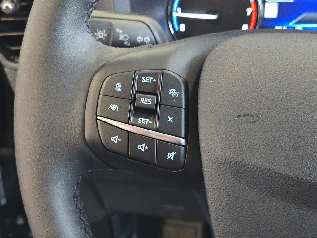 Vehicle image 12 of 33
