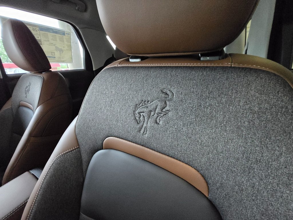 Vehicle image 20 of 33