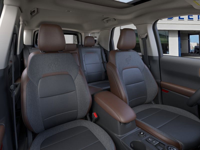 Vehicle image 10 of 23