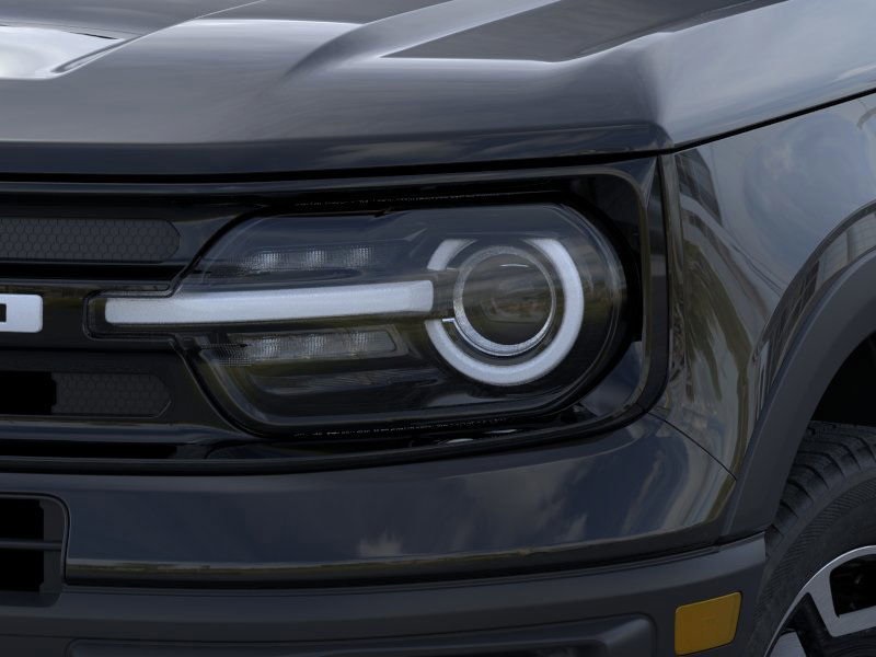 Vehicle image 18 of 23