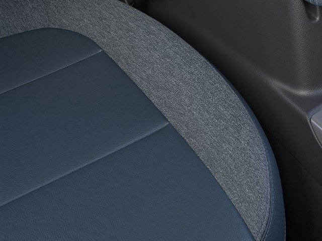Vehicle image 16 of 23