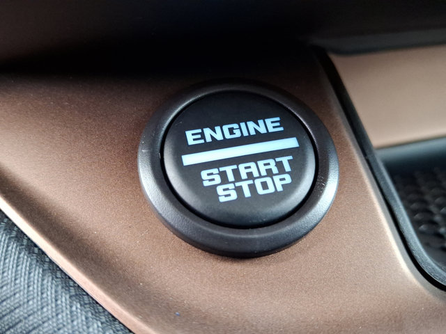 Vehicle image 15 of 19