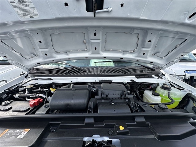 2024 Ford E-Series Base Image 20 of 37