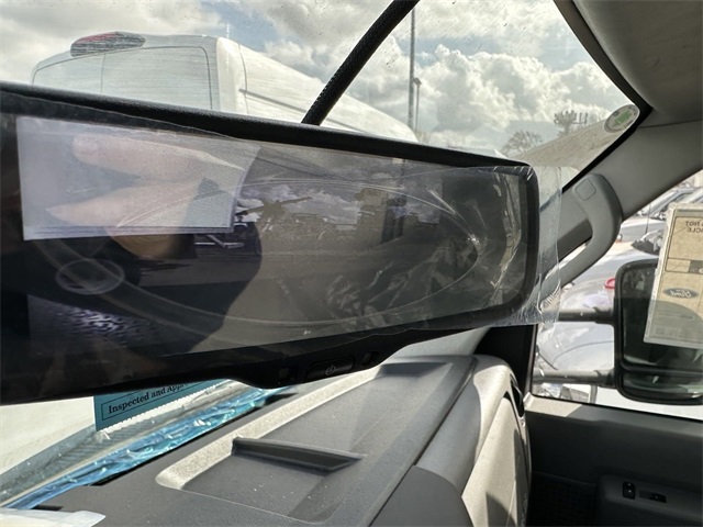 2024 Ford E-Series Base Image 12 of 37