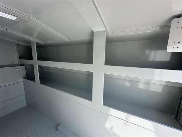 2024 Ford E-Series Base Image 32 of 49