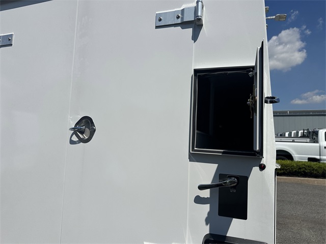 2024 Ford E-Series Base Image 46 of 49