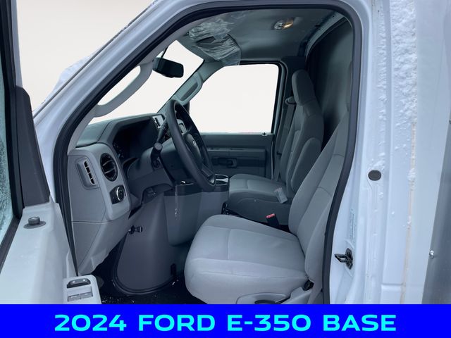 2024 Ford E-Series Base Image 8 of 13
