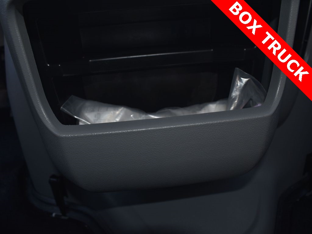 Vehicle image 22 of 23
