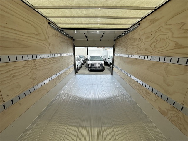 2024 Ford E-Series Base Image 36 of 48