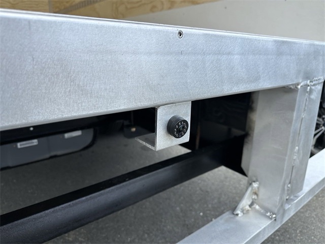 2024 Ford E-Series Base Image 44 of 48