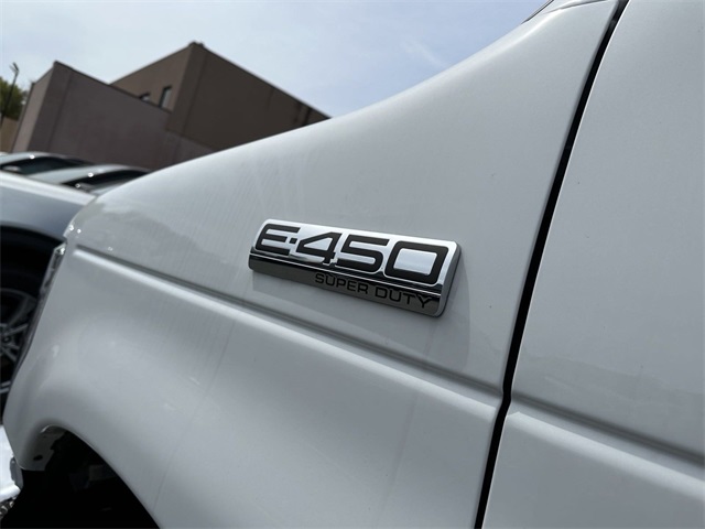 2024 Ford E-Series Base Image 48 of 48