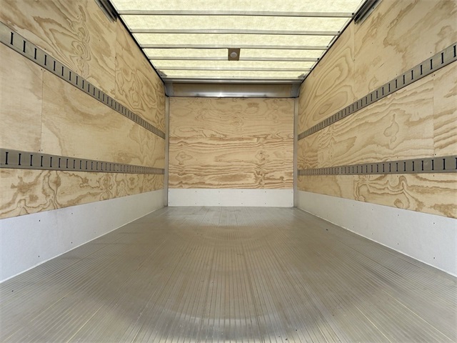 2024 Ford E-Series Base Image 33 of 48