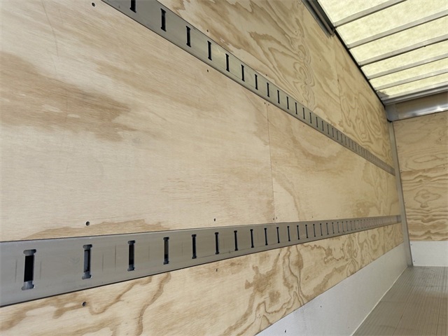 2024 Ford E-Series Base Image 40 of 48