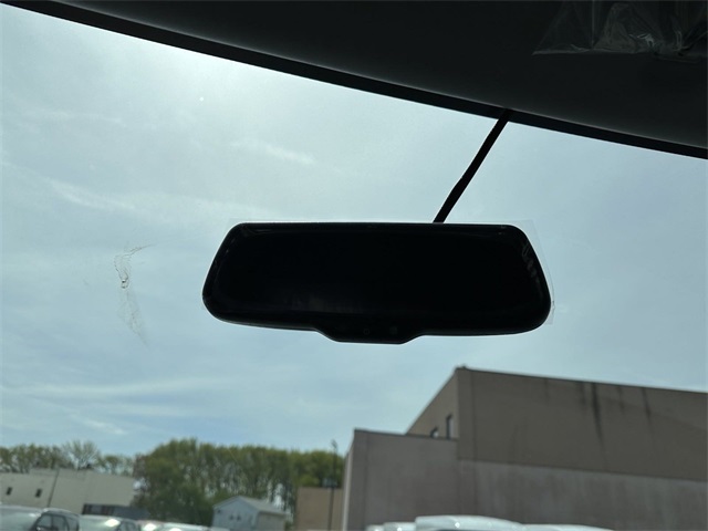 2024 Ford E-Series Base Image 23 of 48