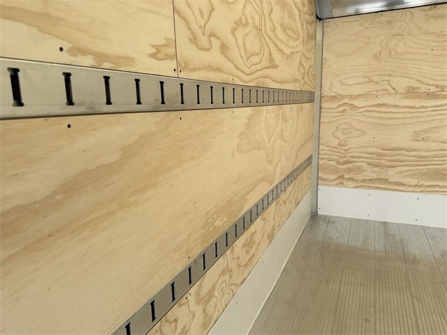 2024 Ford E-Series Base Image 34 of 48