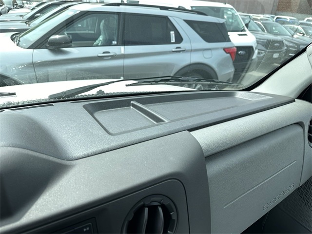 2024 Ford E-Series Base Image 5 of 48