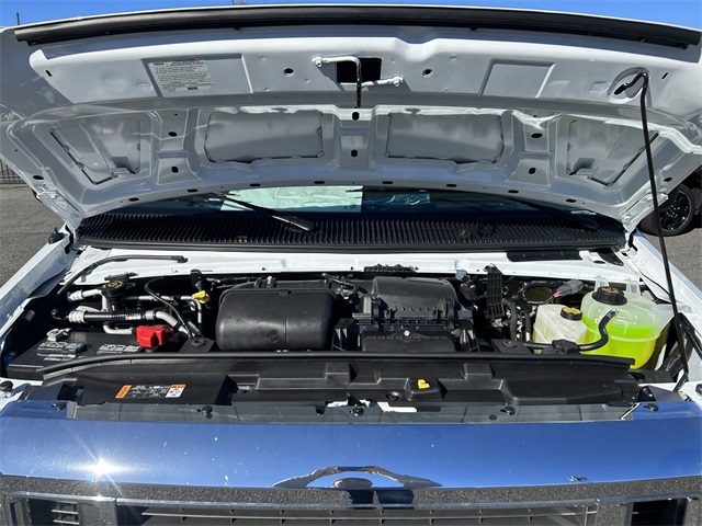 2024 Ford E-Series Base Image 25 of 63