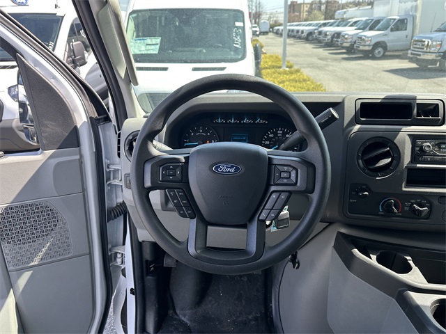 2024 Ford E-Series Base Image 42 of 63