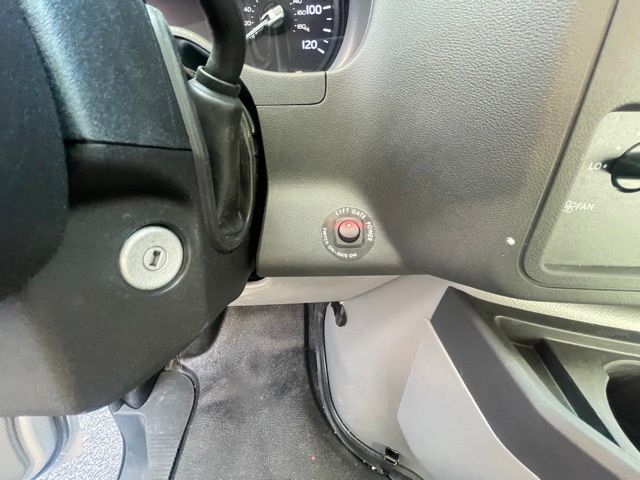 2024 Ford E-Series Base Image 23 of 23