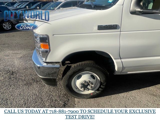 2024 Ford E-Series Base Image 5 of 23