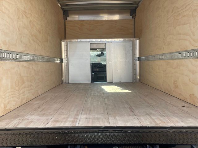 2024 Ford E-Series Base Image 13 of 23
