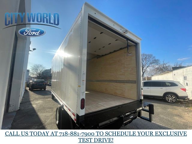 2024 Ford E-Series Base Image 10 of 23