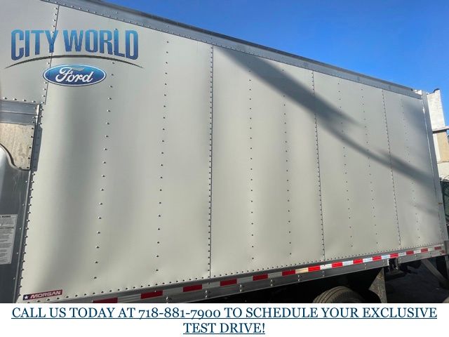 2024 Ford E-Series Base Image 7 of 23