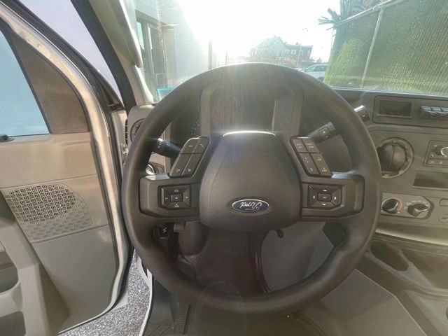 2024 Ford E-Series Base Image 22 of 23