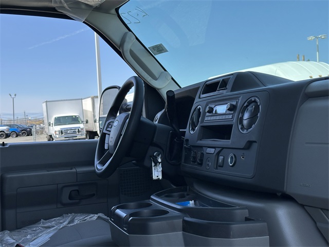 2024 Ford E-Series Base Image 35 of 41