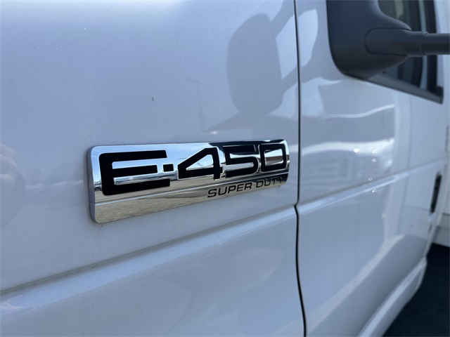 2024 Ford E-Series Base Image 41 of 41